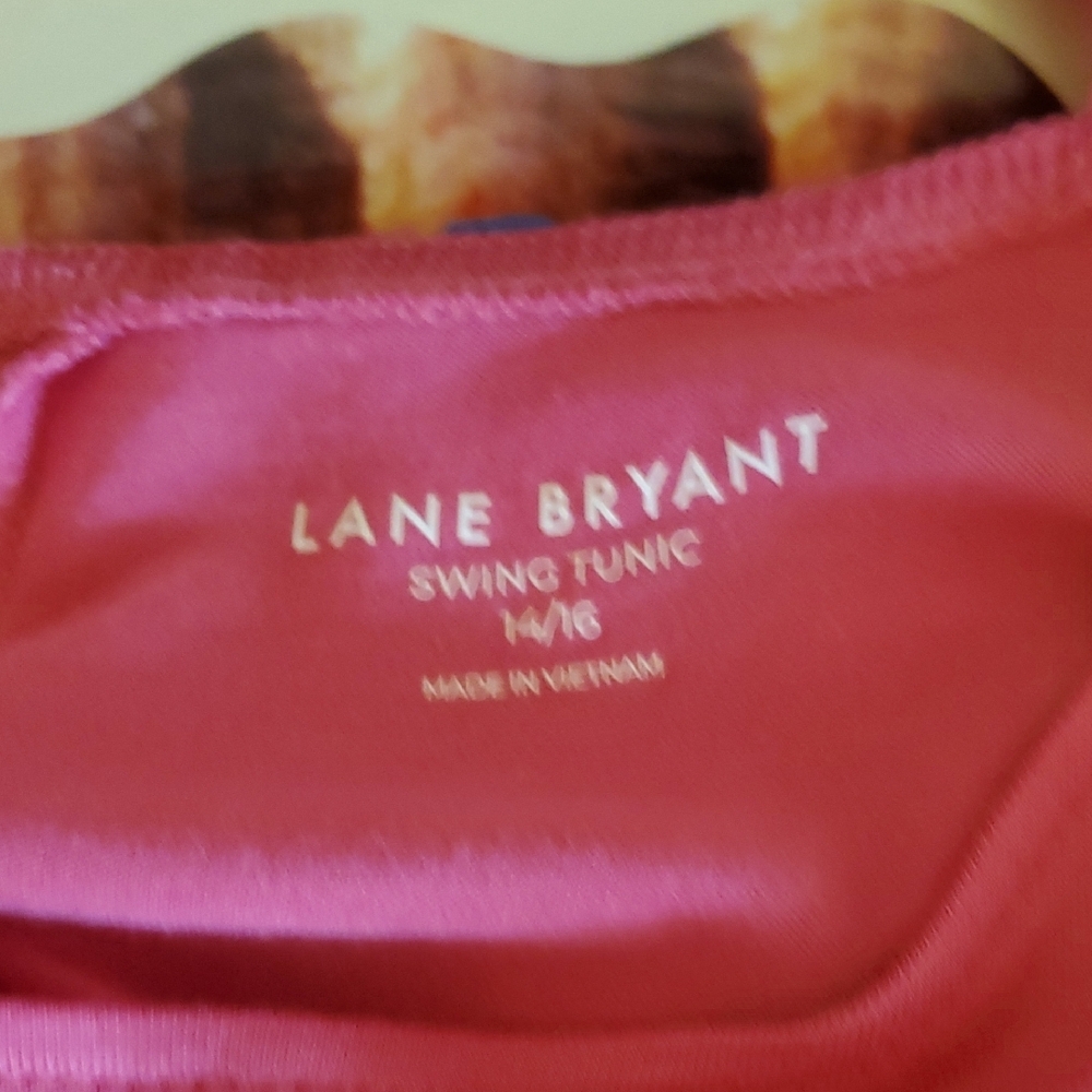 Lane Bryant Swing Short-Sleeve Twist-Back Tee - Picture 3 of 3
